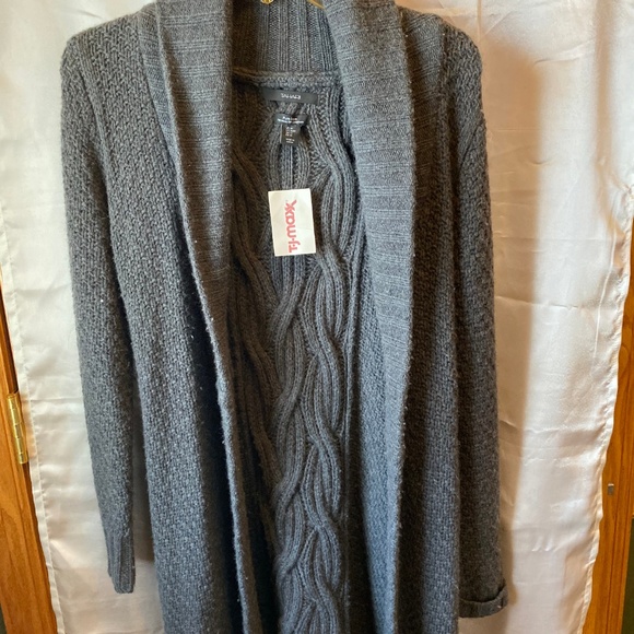 Cashmere Blend TAHARI GRAY CARDIGAN - Picture 8 of 8